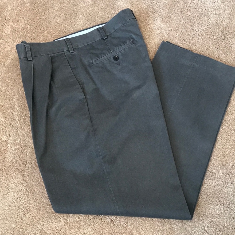 Men’s Perry Ellis Portfolio Gray pants 34x32